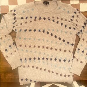 Charter Club Women's Sweater - Gray with Blue and Brown Stars. 100% Cashmere